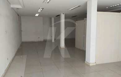 Imagem 10: Salão comercial na Avenida Roland Garros