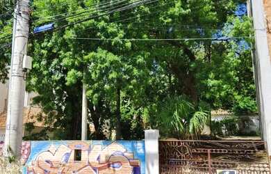 Imagem: O terreno possui 10m² de Área e está localizado em Centro