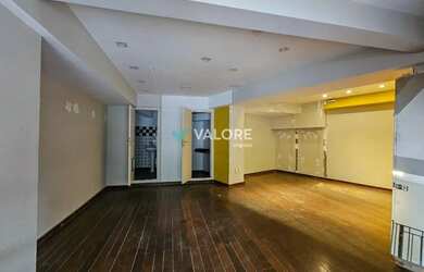 Imagem: O depósito possui 100m² de Área e está localizado em Lourdes