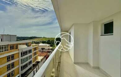 Imagem: O apartamento possui 3 Dormitórios, 1 Banheiro, 2 Vagas na