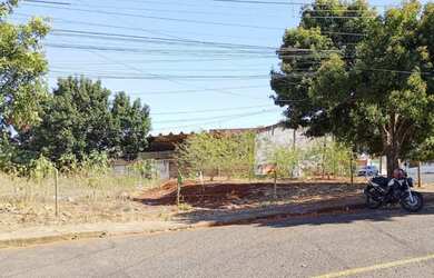 Imagem: O terreno possui 416m² de Área e está localizado em Daniel