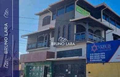 Imagem: A casa possui 5 Dormitórios, 2 Banheiros, 2 Vagas na garagem