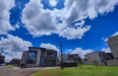 Imagem: O terreno possui 200m² de Área e está localizado em Country