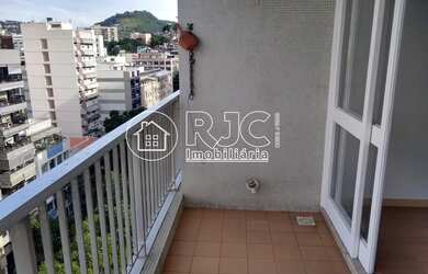 Imagem: O apartamento possui 3 Dormitórios, 3 Banheiros, 1 Vaga na