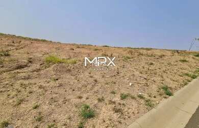 Imagem: O terreno possui 742m² de Área e está localizado em Ondas