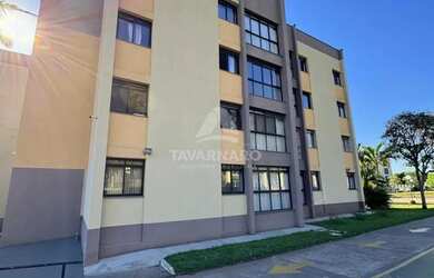 Imagem: O apartamento possui 3 Dormitórios, 1 Banheiro, 1 Vaga na garagem