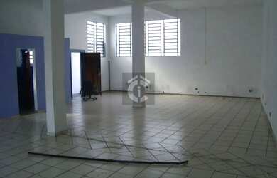 Imagem: O depósito possui 487m² de Área e está localizado em Vila