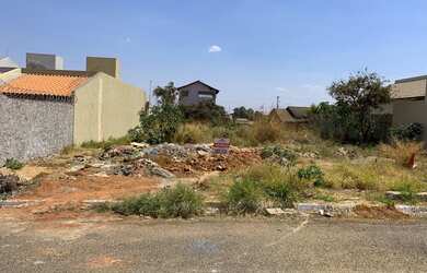 Imagem 4: Lote/Terreno para venda possui 300 metros quadrados em Residencial Campos...