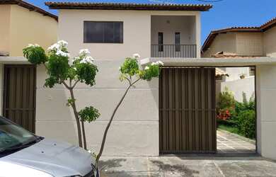 Imagem: A casa em condomínio possui 4 Dormitórios, 4 Banheiros, 3