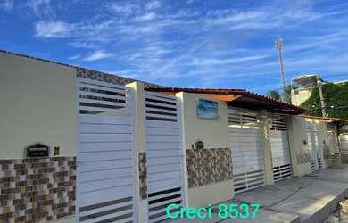 Imagem: A casa à venda possui 2 Dormitórios, 1 Banheiro, 1 Vaga na