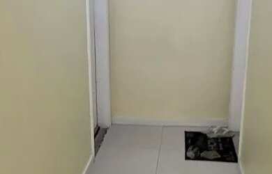 Imagem: A kitnet possui 1 Dormitório, 1 Banheiro, 30m² de Área e