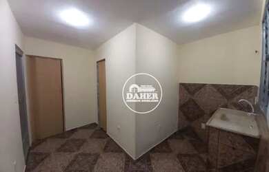 Imagem: A casa possui 1 Dormitório, 1 Banheiro, 30m² de Área e está