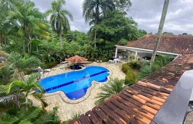 Imagem 6: CASA COM 1200M² 5 SUITES, 2 LOTES - DISPONIVEL PARA VENDA ACEITA FINANCIAMENTO