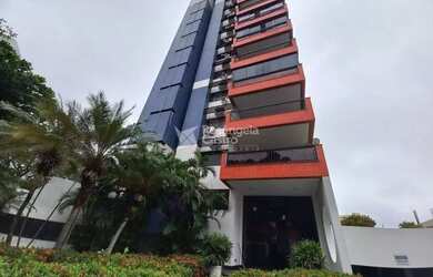 Imagem: O apartamento possui 4 Dormitórios, 5 Banheiros, 4 Vagas na