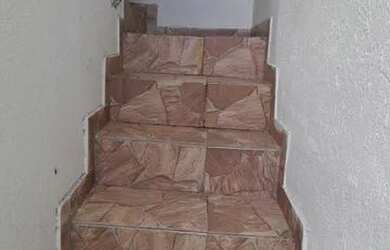 Imagem: A casa possui 1 Dormitório, 1 Banheiro e está localizado