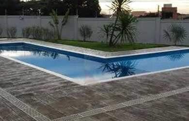 Imagem: O apartamento possui 2 Dormitórios, 1 Banheiro, 2 Vagas na