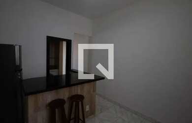 Imagem: O apartamento possui 1 Dormitório, 1 Banheiro, 40m² de Área