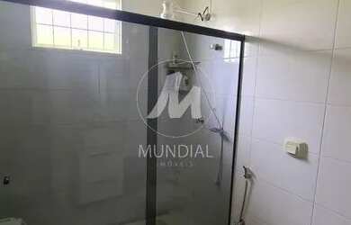 Imagem: A casa possui 2 Dormitórios, 2 Banheiros, 3 Vagas na garagem