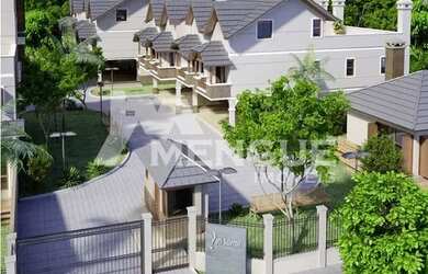 Imagem: A casa em condomínio possui 3 Dormitórios, 1 Banheiro, 2 Vagas