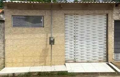 Imagem: A casa possui 2 Dormitórios, 1 Banheiro, 5 Vagas na garagem