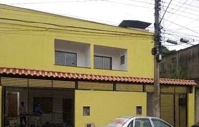 Imagem: A casa possui 3 Dormitórios, 3 Banheiros, 2 Vagas na garagem