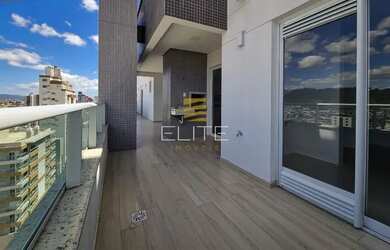 Imagem: O apartamento possui 2 Dormitórios, 2 Banheiros, 2 Vagas na