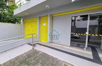 Imagem: O depósito possui 5 Vagas na garagem, 726m² de Área e está