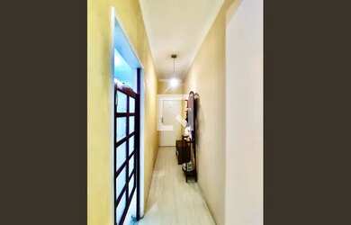 Imagem: O apartamento possui 2 Dormitórios, 2 Banheiros, 90m² de Área