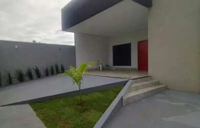 Imagem: A casa possui 3 Dormitórios, 3 Banheiros, 152m² de Área e