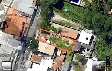 Imagem: O terreno possui 677m² de Área e está localizado em Centro