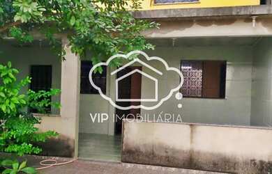 Imagem: A casa possui 3 Dormitórios, 2 Banheiros, 120m² de Área e