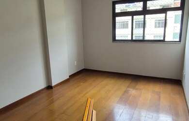 Imagem 6: ALUGO AP CENTRO FRIBURGO. Varanda, 90m² de Área, 1 Vaga na garageme2...