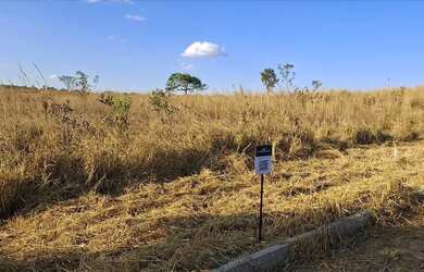 Imagem: O terreno possui 1.000m² de Área e está localizado em Centro