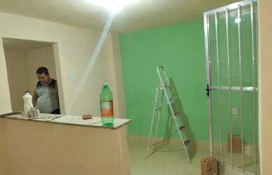 Imagem: A casa possui 1 Dormitório, 1 Banheiro e está localizado