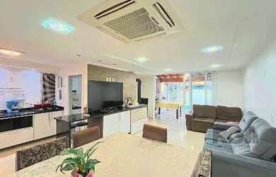 Imagem 11: Casa em Porto Alegre, no bairro Hípica, com 3 dormitório s , e 3 banheiros,...