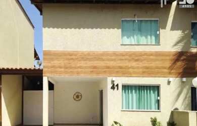 Imagem: A casa possui 2 Dormitórios, 2 Banheiros, 1 Vaga na garagem