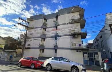 Imagem: O apartamento possui 2 Dormitórios, 1 Banheiro e 67m² de Área