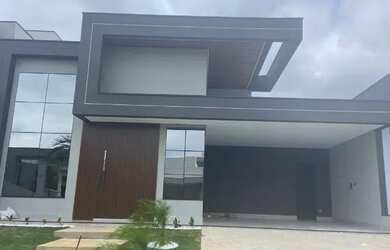 Imagem: A casa em condomínio possui 3 Dormitórios, 2 Banheiros, 4