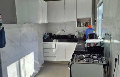 Imagem: A casa possui 2 Dormitórios, 2 Banheiros e está localizado