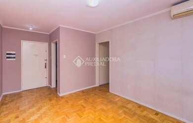 Imagem: O apartamento possui 2 Dormitórios, 1 Banheiro, 68m² de Área