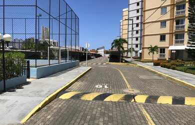 Imagem: O apartamento possui 2 Dormitórios, 2 Banheiros e 1 Vaga na