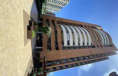 Imagem: O apartamento possui 4 Dormitórios, 5 Banheiros, 3 Vagas na