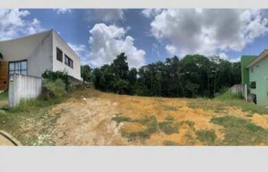 Imagem: O terreno possui 1800m² de Área e está localizado em Alphaville