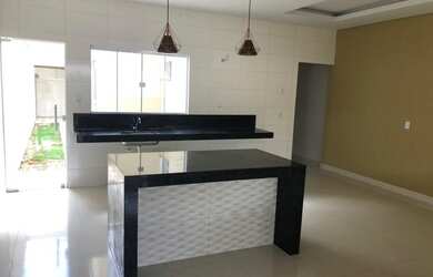 Imagem 6: Casa para venda na região Leste da cidade, menos de 20 minutos do famoso...