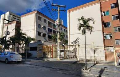 Imagem: O apartamento possui 3 Dormitórios, 1 Banheiro e 67m² de Área