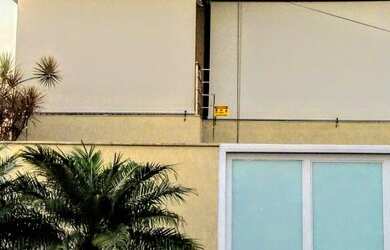 Imagem 15: Sobrado para venda tem 260 metros quadrados com 4 quartos em Residencial...