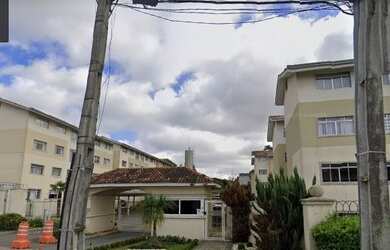 Imagem: O apartamento possui 3 Dormitórios, 1 Banheiro, 1 Vaga na garagem