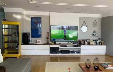 Imagem: O apartamento possui 3 Dormitórios, 5 Banheiros, 4 Vagas na