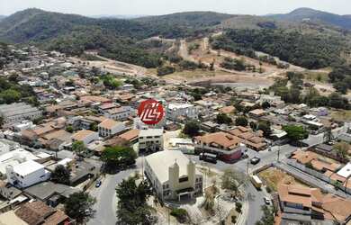 Imagem: O terreno possui 500m² de Área e está localizado em Bom