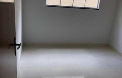 Imagem 3: Casa para venda na região Leste da cidade, menos de 20 minutos do famoso...